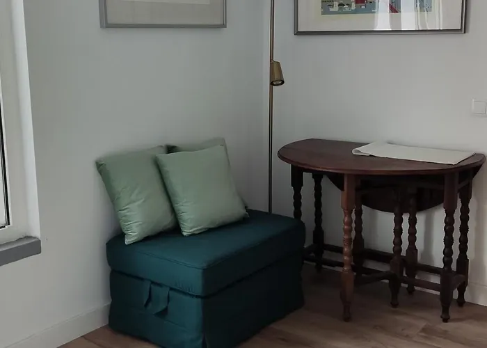 Cozy Close To Downtown *