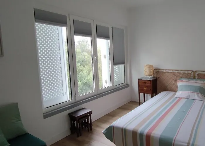 Cozy Close To Downtown Kwatera prywatna Віавіа